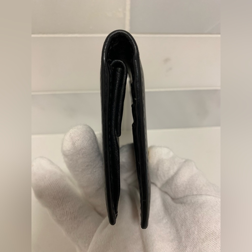 Authentic PRADA Wallet - Picture 2 of 9
